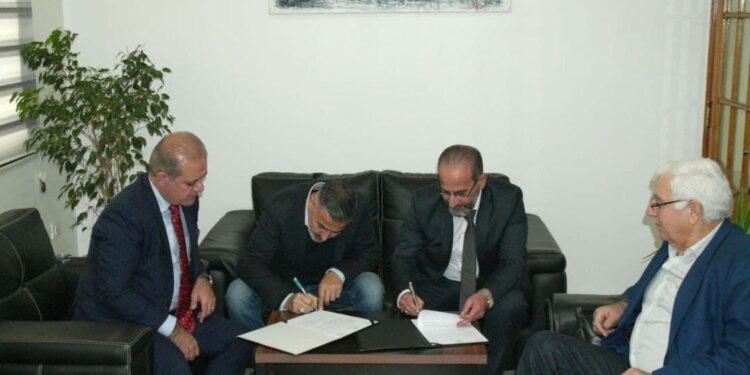 مجموعة مشهداني تعقد اتفاقاً مع الاتحاد العربي للصناعات الجلدية لتنظيم معرض سيلا القادم نصر الذيابات” مشهداني يعمل لوطن وليس لشركة”