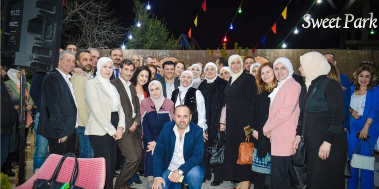 تكريم عدد من المعلمين وباقة من ذوي الشهداء والجرحى بمبادرة من مطعم وتراسات اللورد اللامع