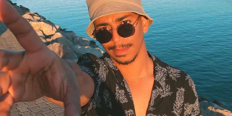 اليوتوبر Kamel Kbz ينال جائزة أفضل صانع محتوى