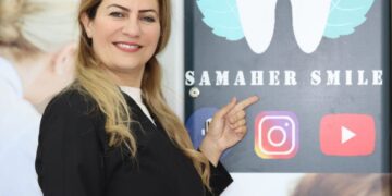 الدكتورة سماهر حجازي مع النجم عبدالفتاح الجريني في دبي