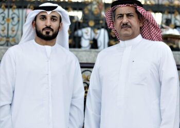 الشاعر والفارس يتألق بين الشعر والتكريمات والخيل الأصيل