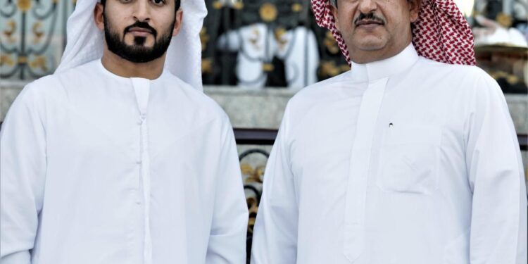 الشاعر والفارس يتألق بين الشعر والتكريمات والخيل الأصيل