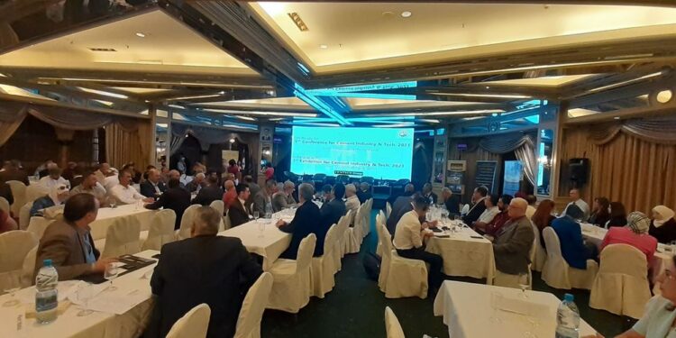 مجموعة سيم تك تطلق فعاليات المؤتمر الرابع لصناعة الاسمنت… لتحريك مشاريع القطاع الخاص لبناء مصانع الأسمنت