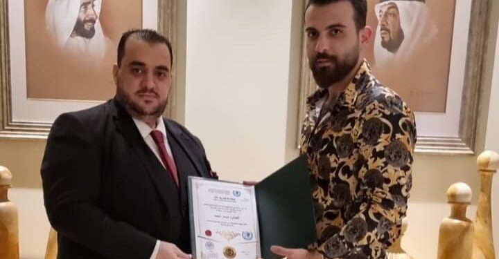 أكاديمية المجتمع المدني الجزائري تكرم الفنان حيدر أحمد في فندق فيرساتشي في دبي