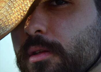 الفنان حيدر أحمد يحتفل اليوم بعيد ميلاده وسط الأهل والاصدقاء