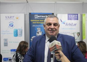 مدير شركة فارت للتجهيزات الطبية: مختصون بالتجهيزات المخبرية والمعرض فرصة للقاء الخبراء