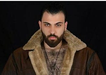 الفنان حيدر أحمد يصور دوره في مسلسل ثمن الخيانة في دمشق مع المخرج نعيم الحمصي