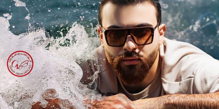 الفنان حيدر أحمد  وجه اعلاني مع الرؤيا الكبرى للنظارات في سلطنة عمان
