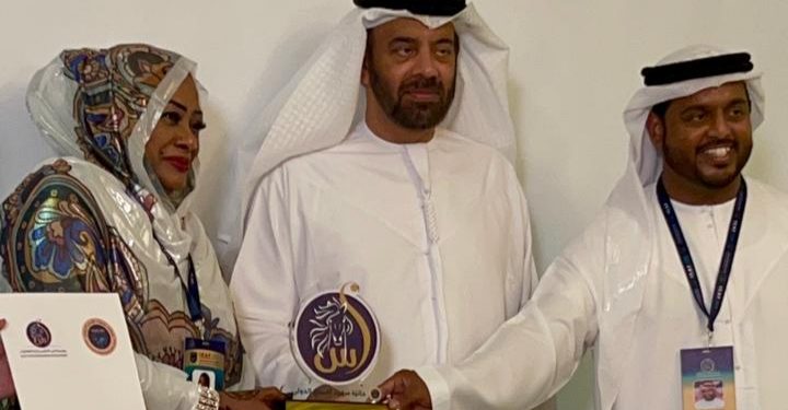 ملتقى سفراء الابداع الدولي2024 يكرم سيدة الاعمال انتصار الشيخ00 الدكتوراة الفخرية في ريادة الاعمال في أبوظبي